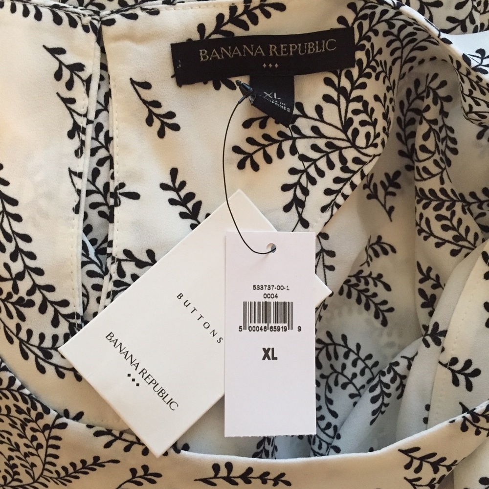 Banana Republic ruched shoulder blouse. NWT - Picture 6 of 7